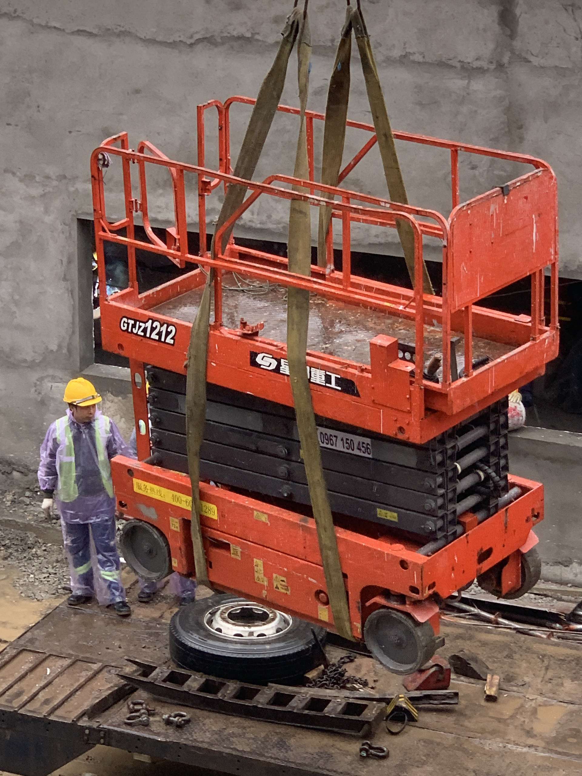 Dự án cho thuê xe ở nhà máy Runnergy, Kcn Hoàng Mai, Nghệ An.